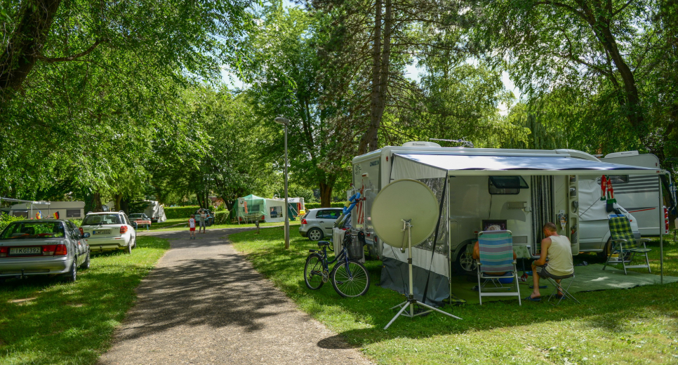 Hőforrás Camping und Jugendherberge
