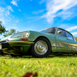 Oldtimer kiállítás az Igali-Gyógyfürdőben